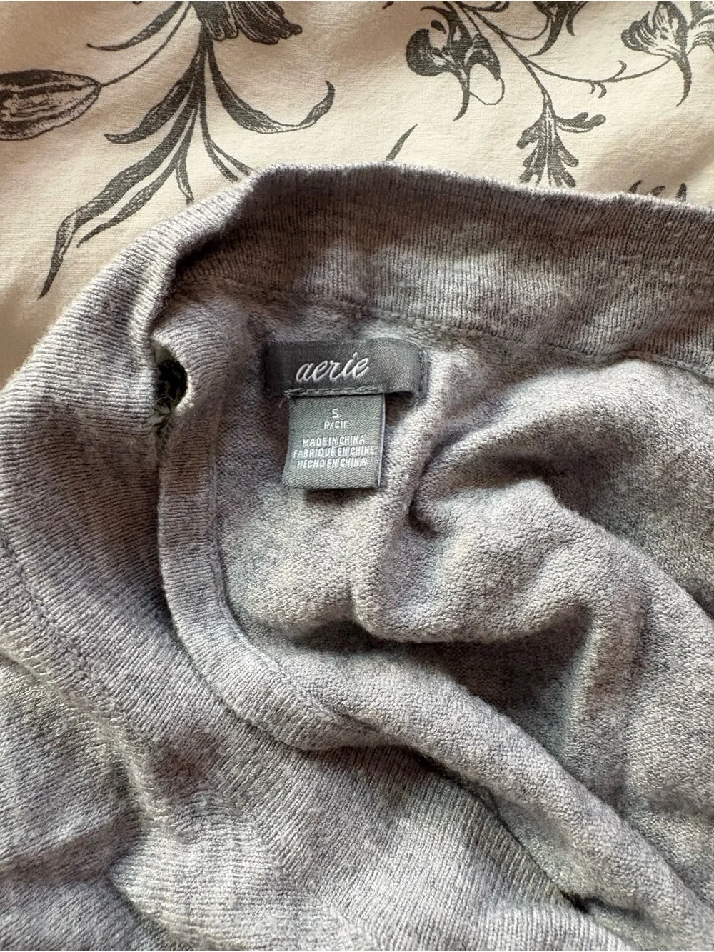 Aerie Gray Scoop Neck Knit Pullover